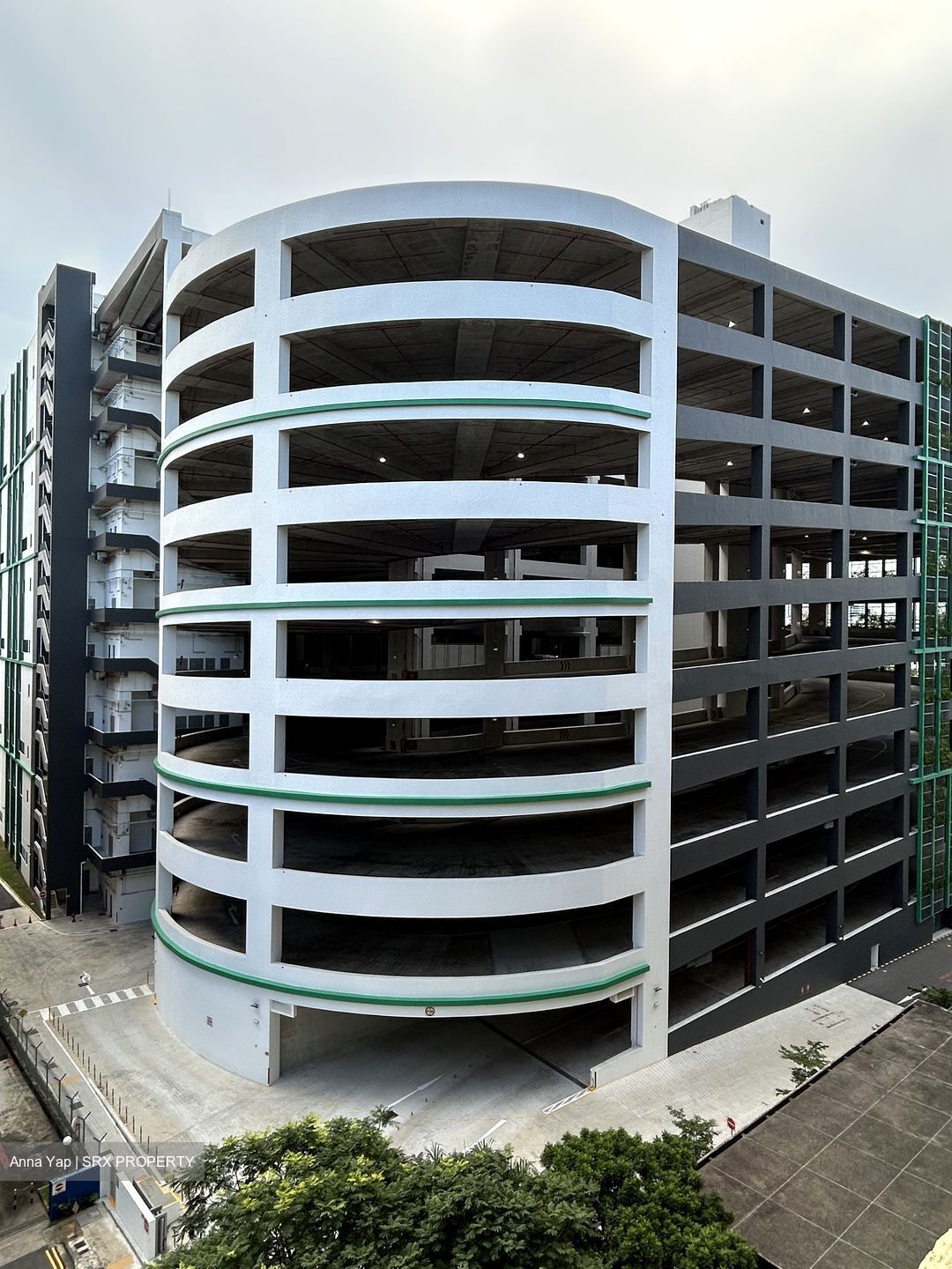 Toh Guan Road East (D22), Warehouse #563784681